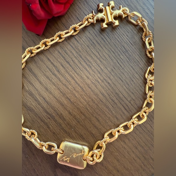 Tory Burch Signature Gold Necklace - Picture 7 of 7